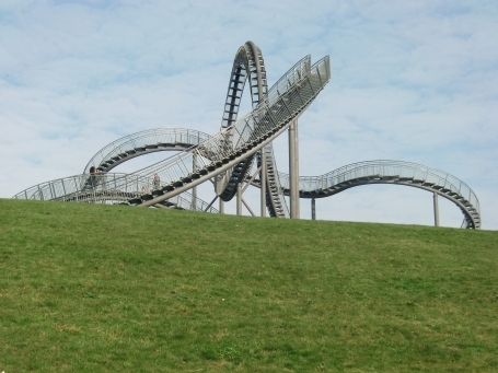 Duisburg-Wanheim-Angerhausen : Berzeliusstraße, Heinrich-Hildebrand-Höhe, Tiger & Turtle